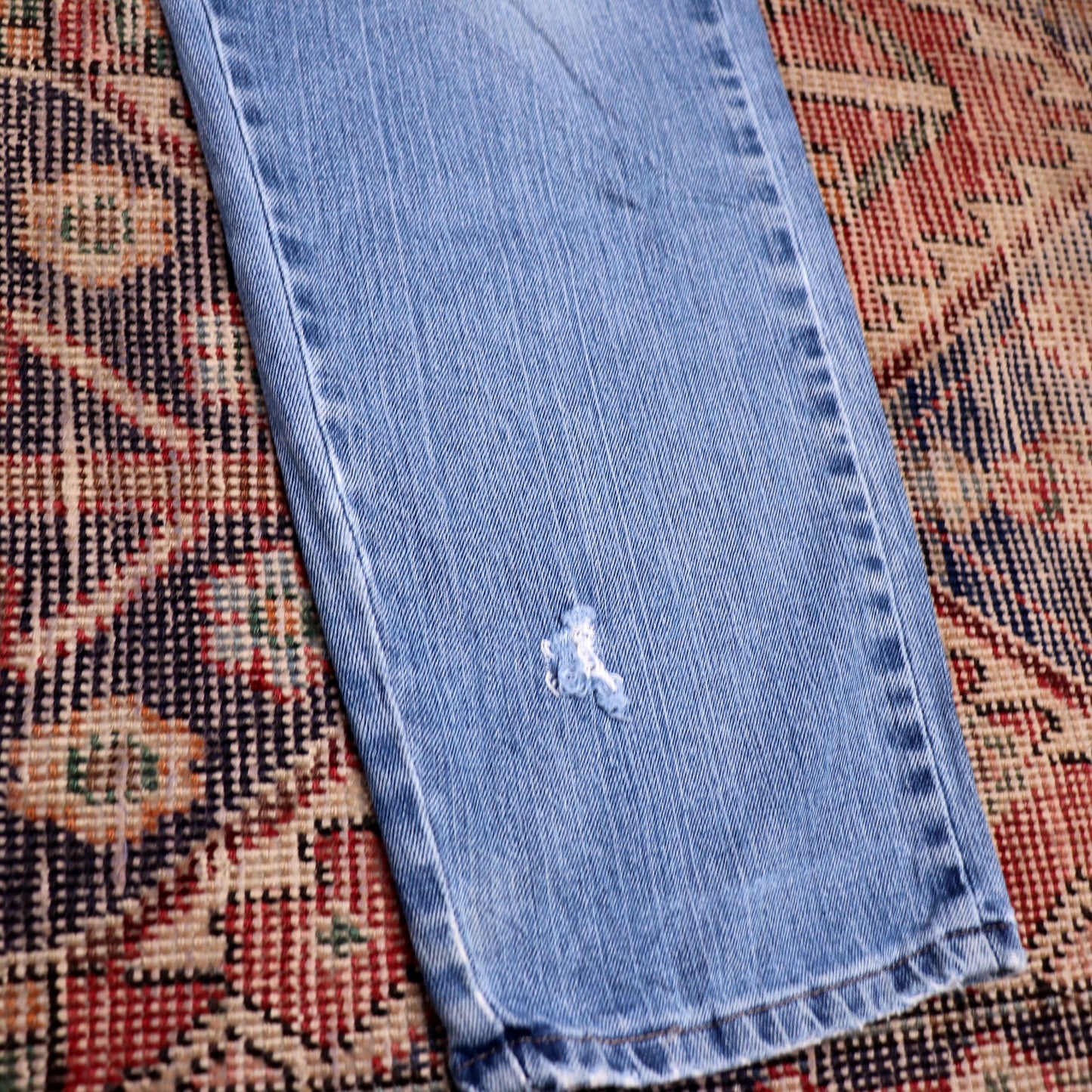 Lee W30 L30 Straight Leg Relaxed Fit Classic Ripped Style Blue Denim Jeans