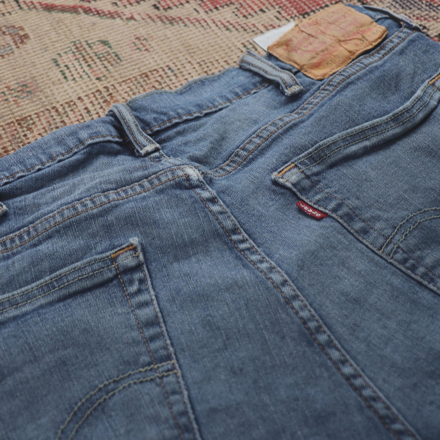 Levi's 559 W38 L31 Straight Leg Regular Fit Classic Ripped Style Blue Denim Jean