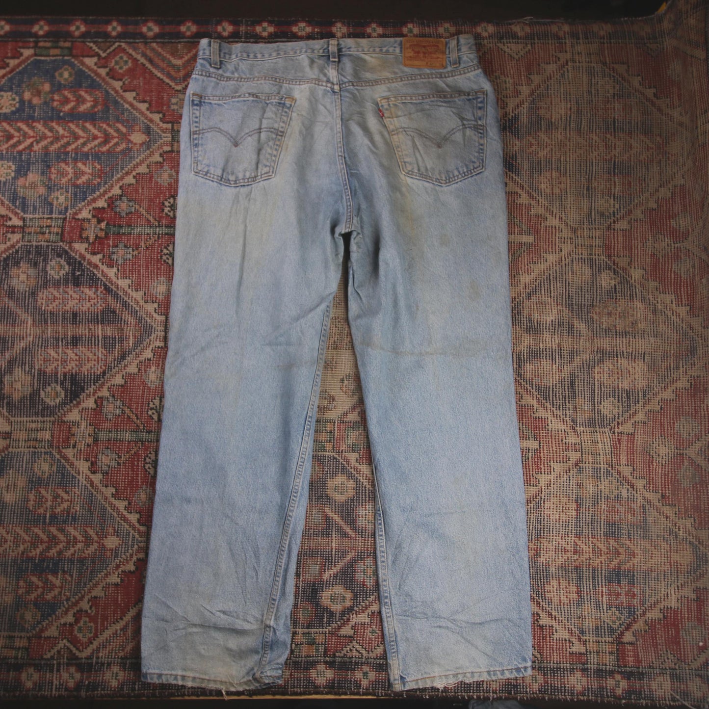 Levi's W42 L31 Tapered Leg Loose Fit Classic Ripped Style Blue Denim Jeans