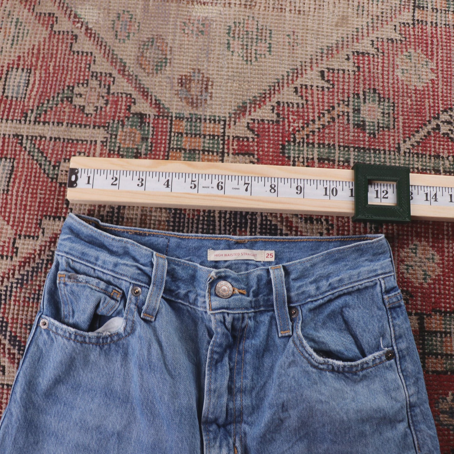 Levi's 721 Red Tab W24 L28 Loose Blue Denim Jeans