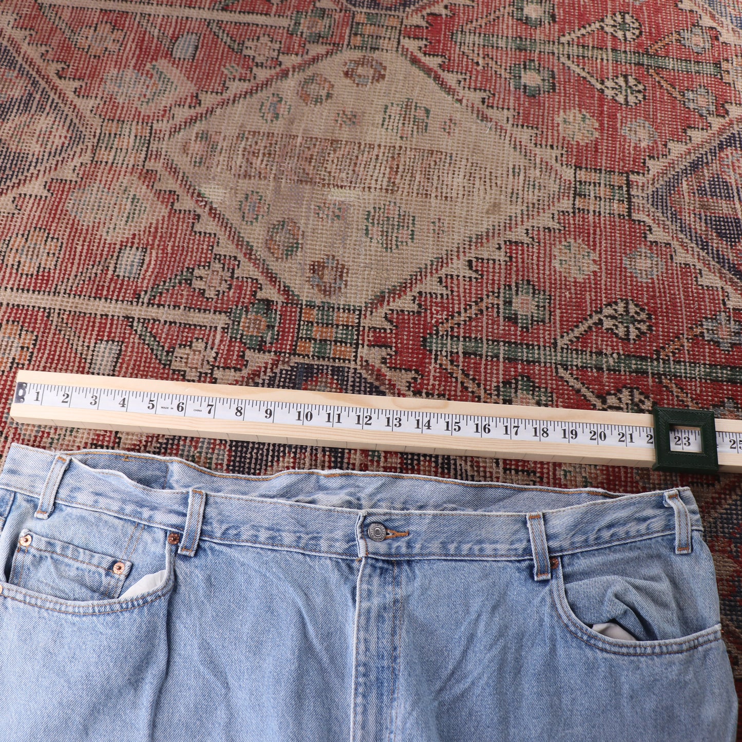 Levi's 550 Red Tab W32 L32 Tapered Leg Relaxed Fit Blue Denim Jeans