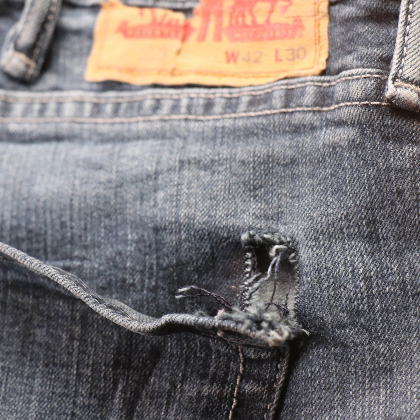 Levi's 559 Red Tab W42 L28 Straight Leg Relaxed Fit Blue Denim Jeans