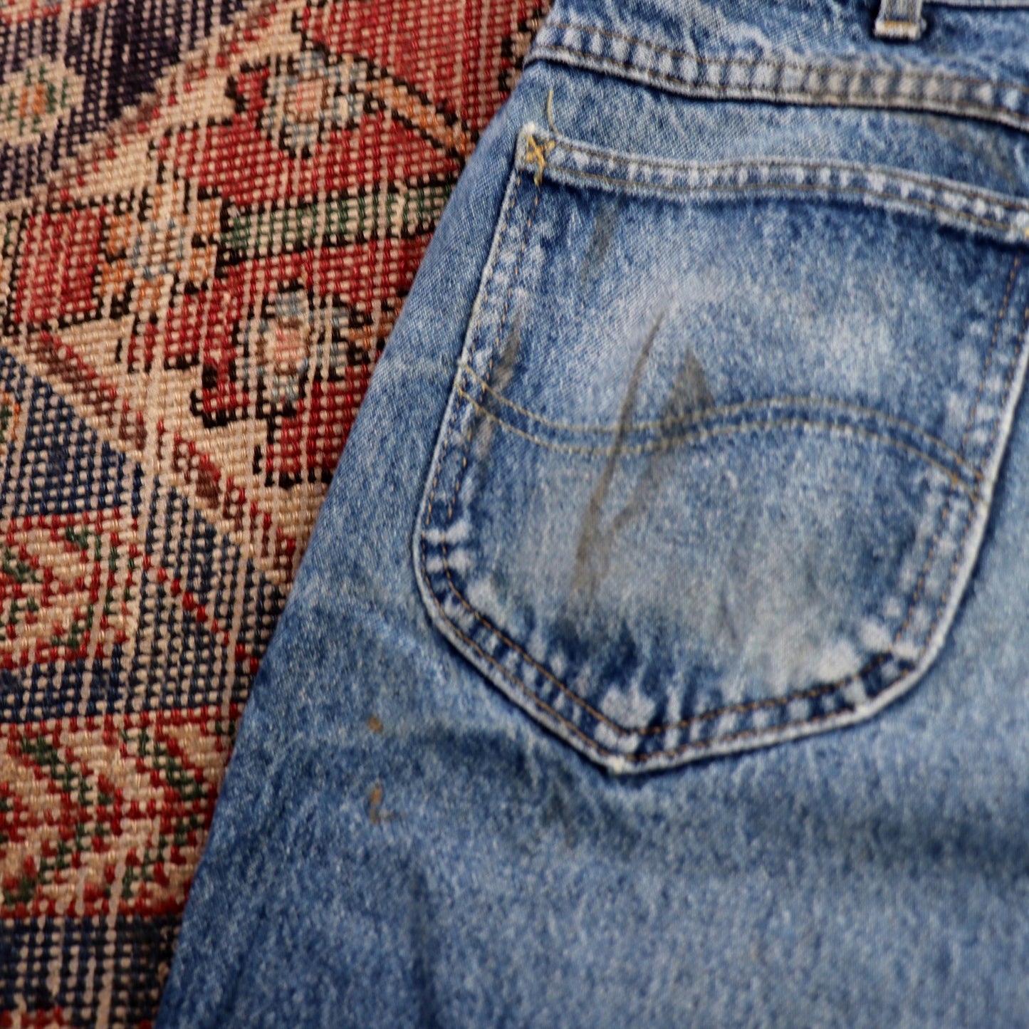 Lee W30 L30 Straight Leg Relaxed Fit Classic Ripped Style Blue Denim Jeans