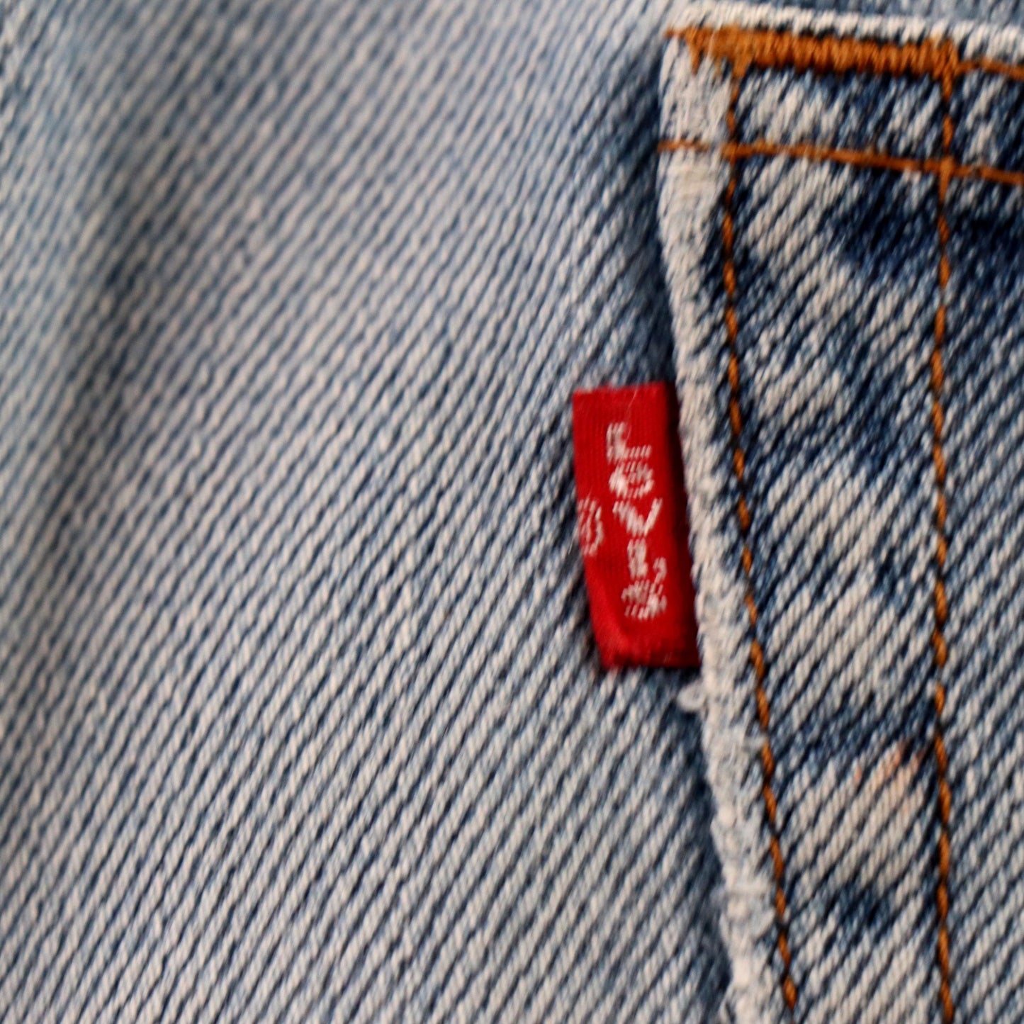 Levi's 550 Red Tab W36 L27 Tapered Leg Relaxed Fit Blue Denim Jeans