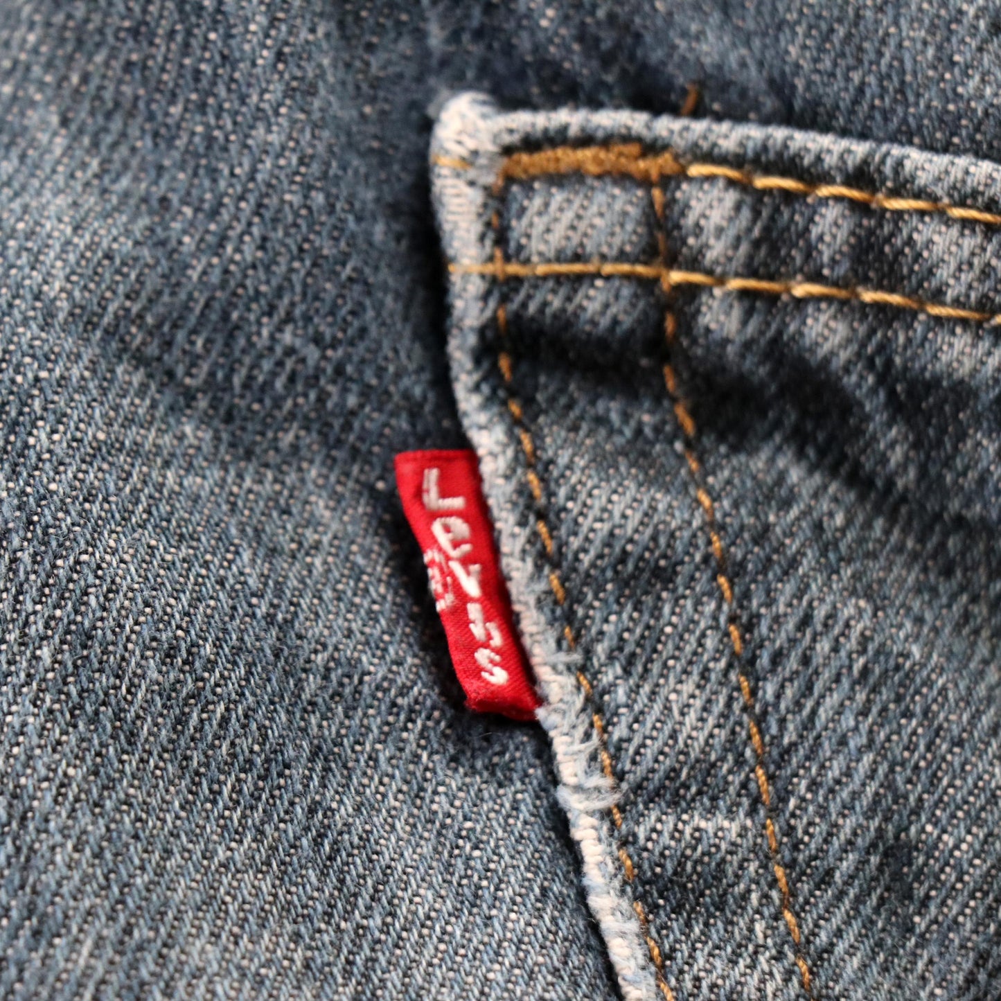 Levi's 559 W34 L31 Straight Leg Relaxed Fit Classic Ripped Style Blue Denim Jean