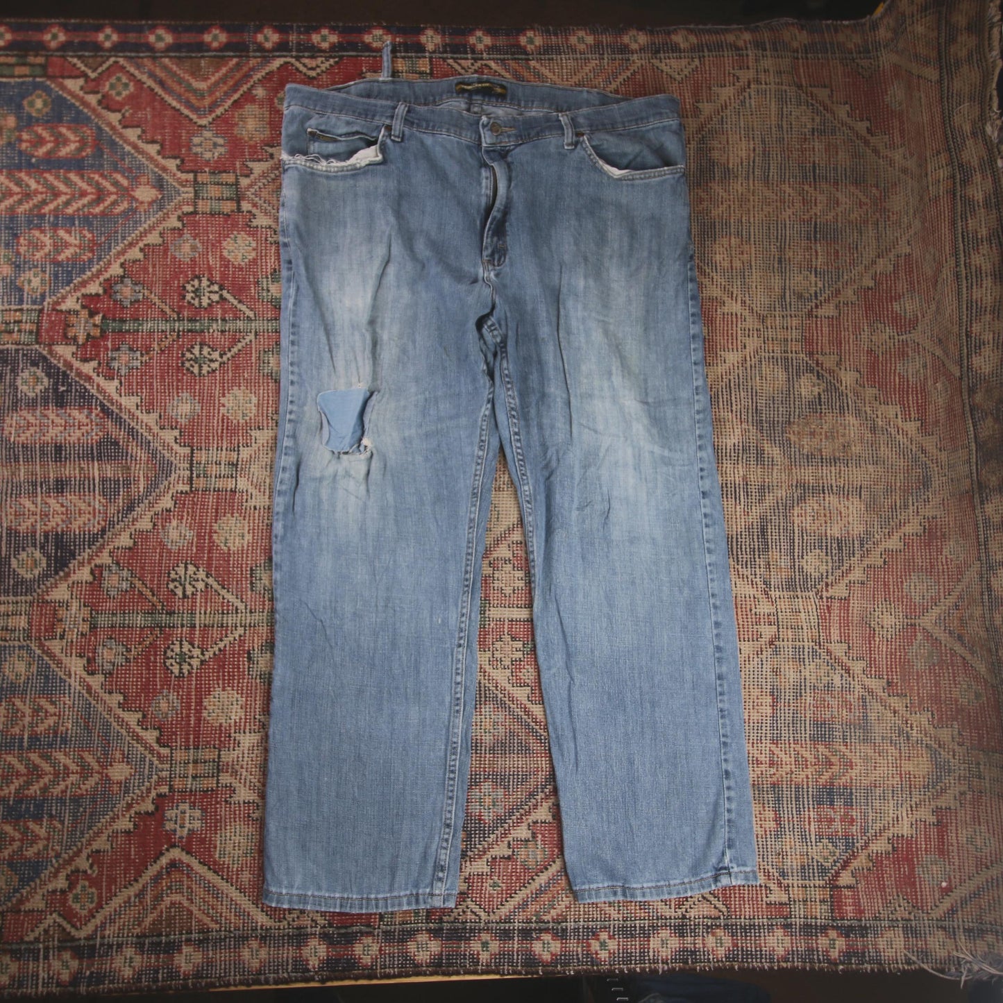 Lee W42 L28 Straight Leg Regular Fit Classic Ripped Style Blue Denim Jeans