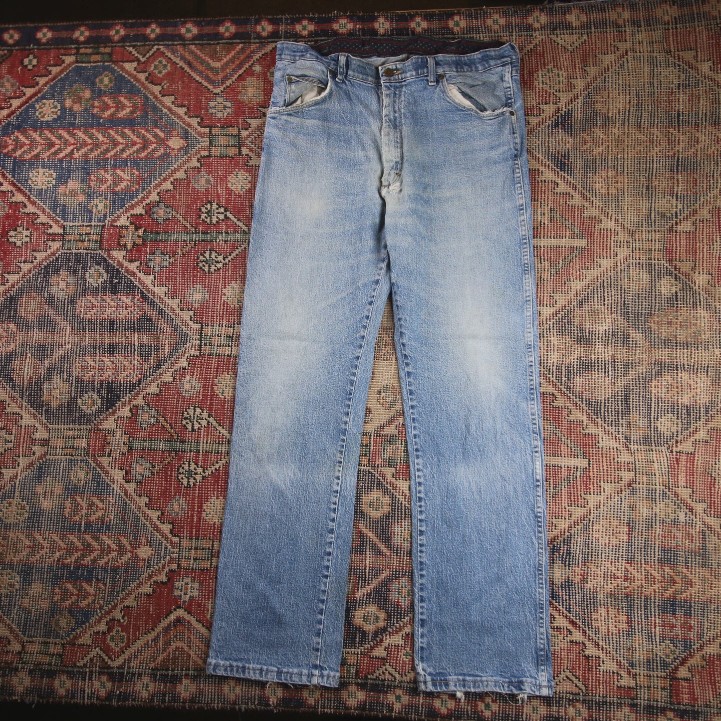 Wrangler W34 L30 Straight Leg Loose Fit Blue Denim Jeans