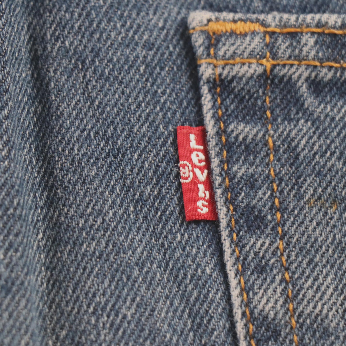 Levi's 550 Red Tab W36 L29 Tapered Leg Relaxed Fit Blue Denim Jeans