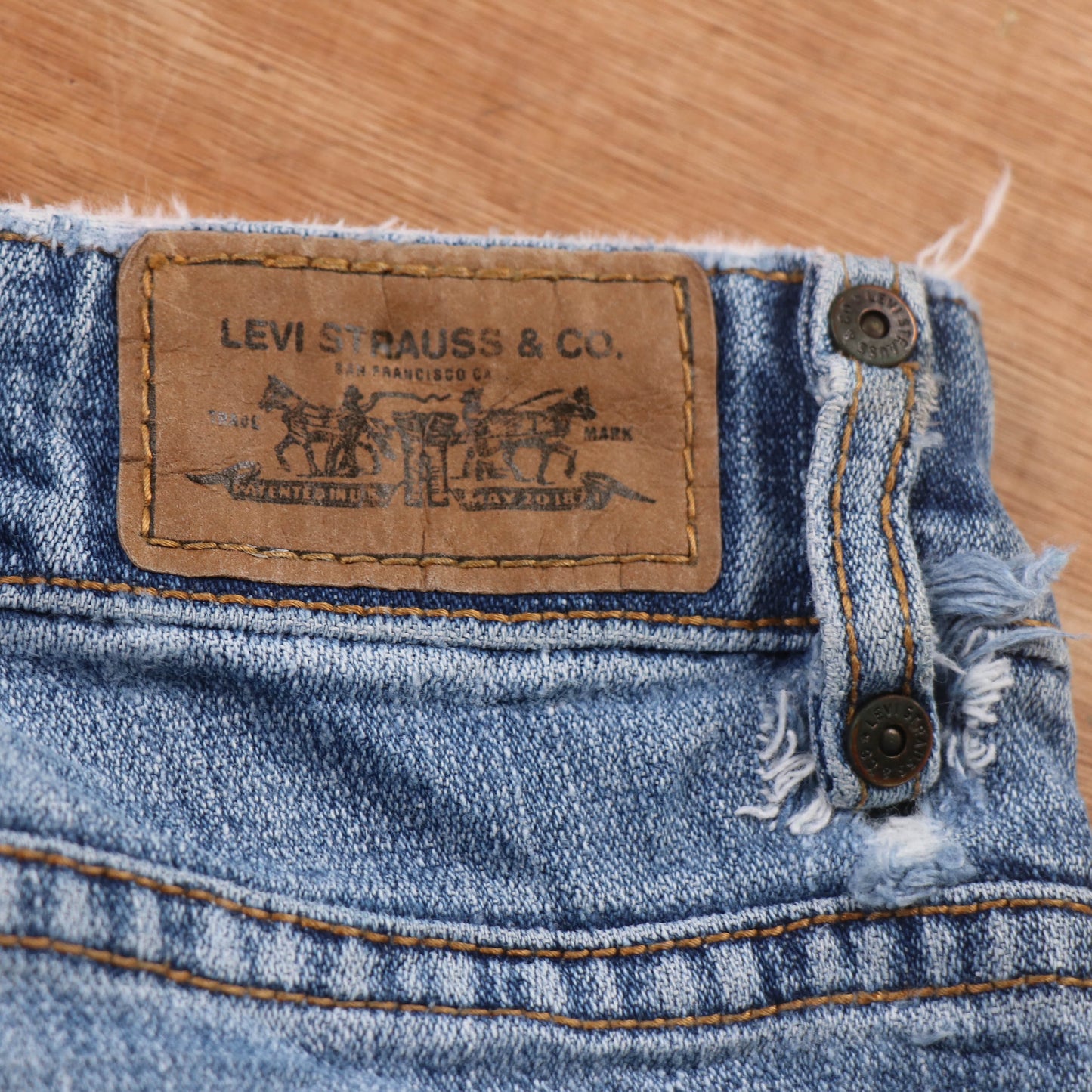 Levi's Red Tab W32 L1 Bootcut Blue Denim Jeans