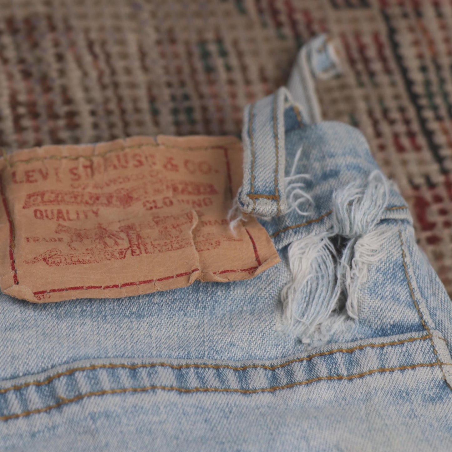 Levi's W34 L32 Straight Leg Loose Fit Blue Denim Jeans