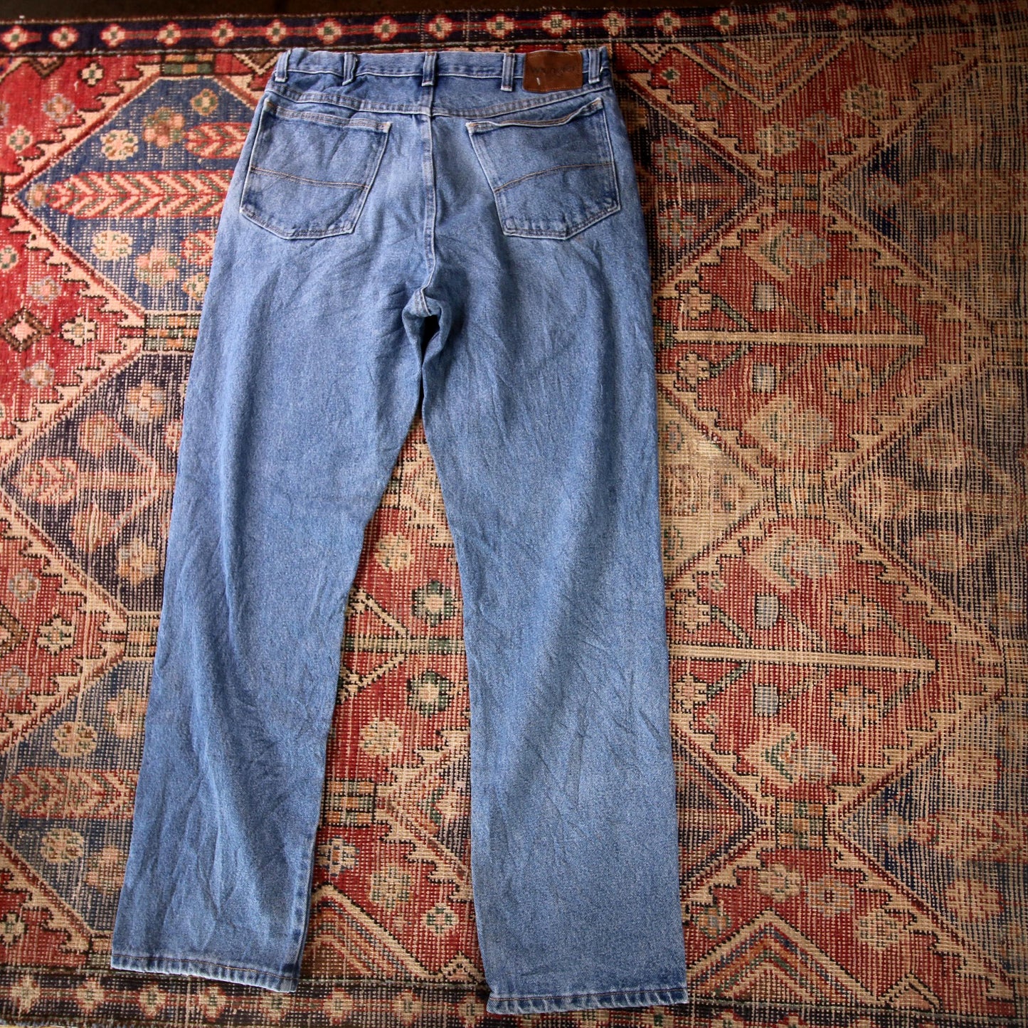 Wrangler W34 L31 Straight Leg Relaxed Fit Blue Denim Jeans