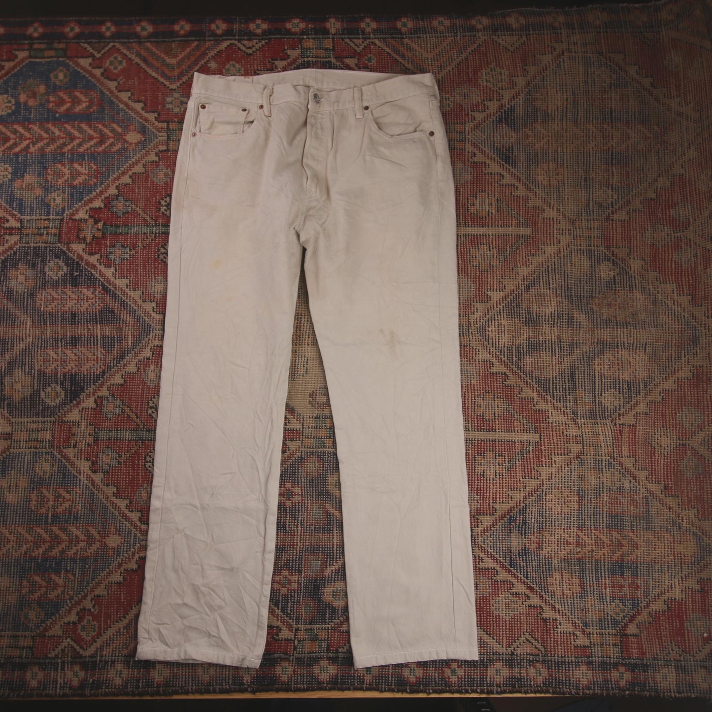 Levi's W34 L30 Straight Leg Loose Fit Beige Denim Jeans