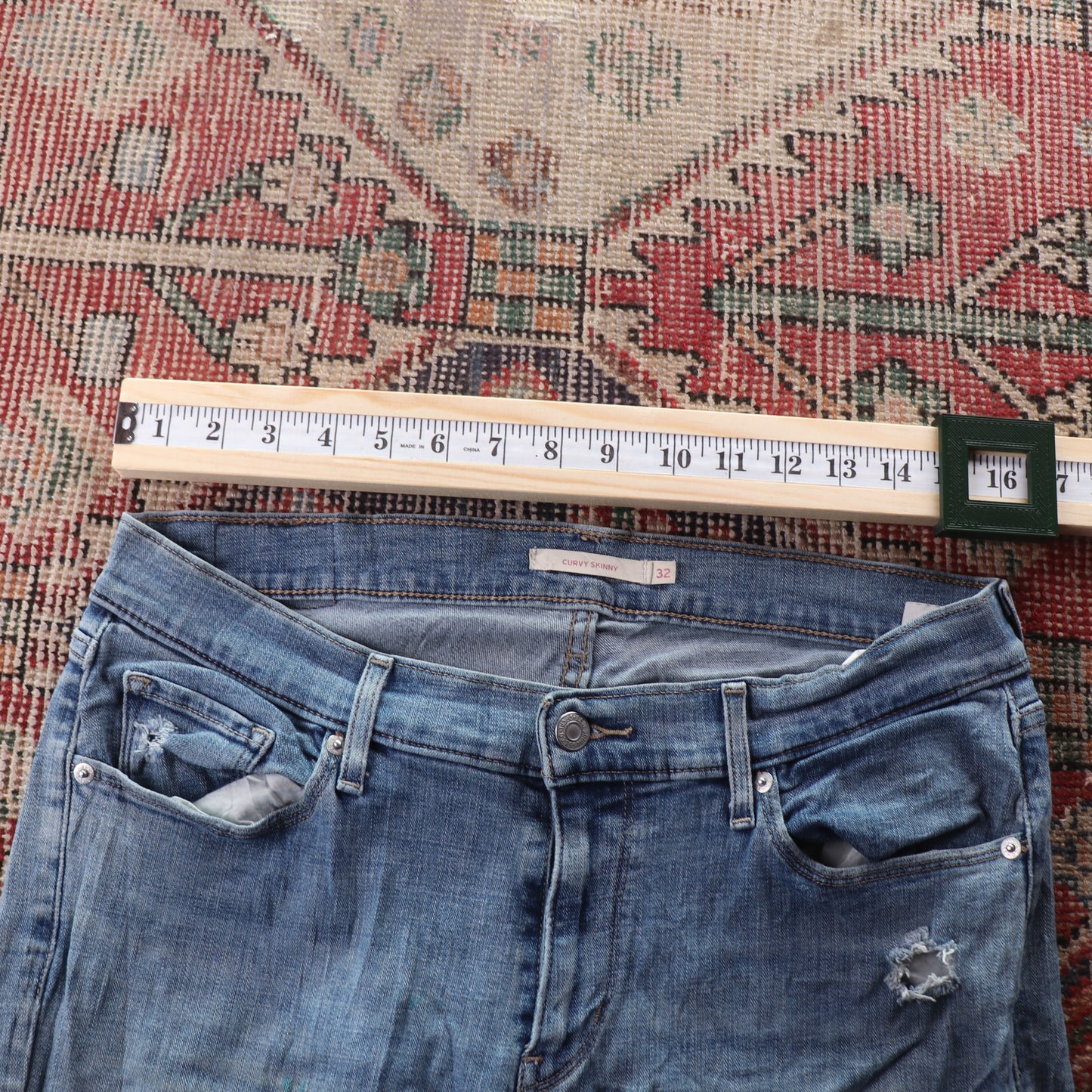 Levi's W32 L29 Skinny Classic Ripped Style Blue Denim Jeans