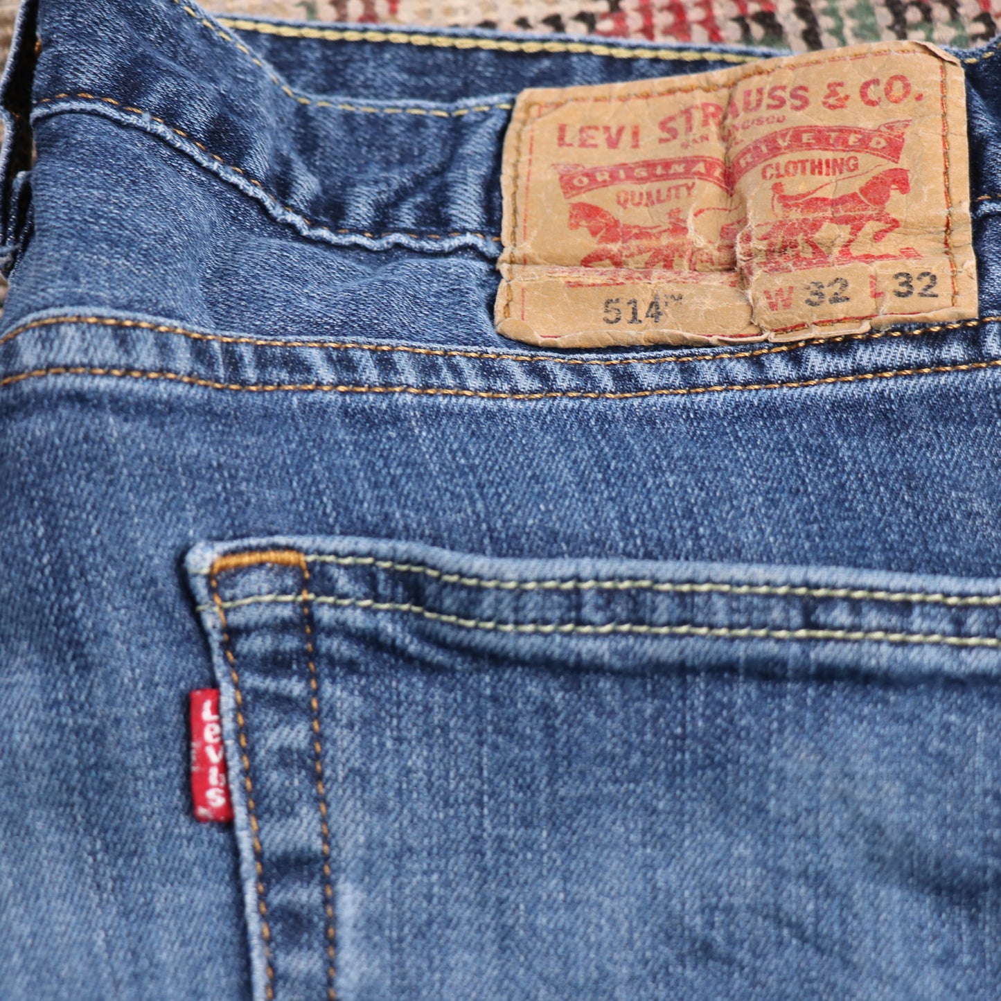 Levi's 514 W32 L31 Straight Leg Classic Ripped Style Blue Denim Jeans