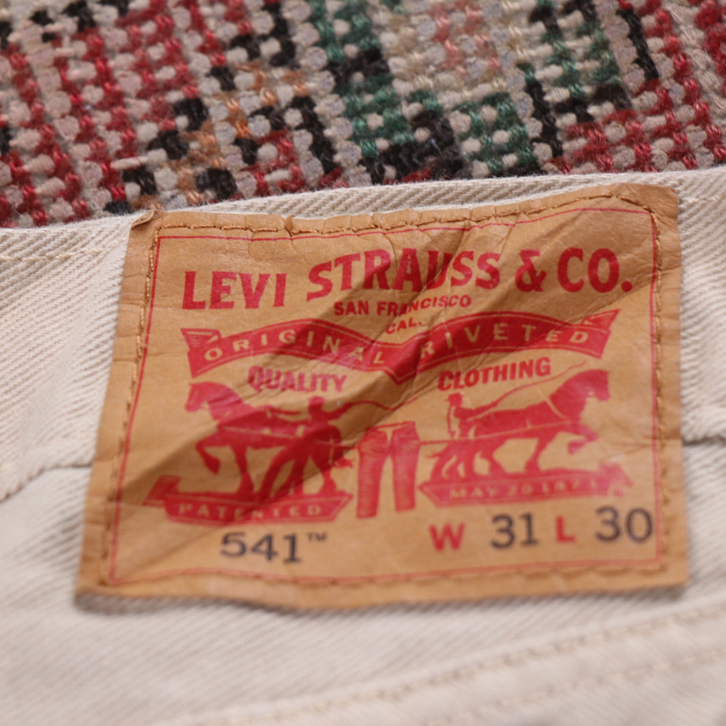 Levi's 541 W30 L27 Tapered Leg Beige Denim Jeans