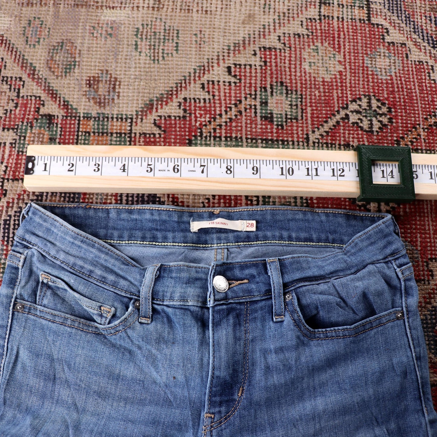 Levi's 511 Red Tab W28 L29 Slim Fit Blue Denim Jeans