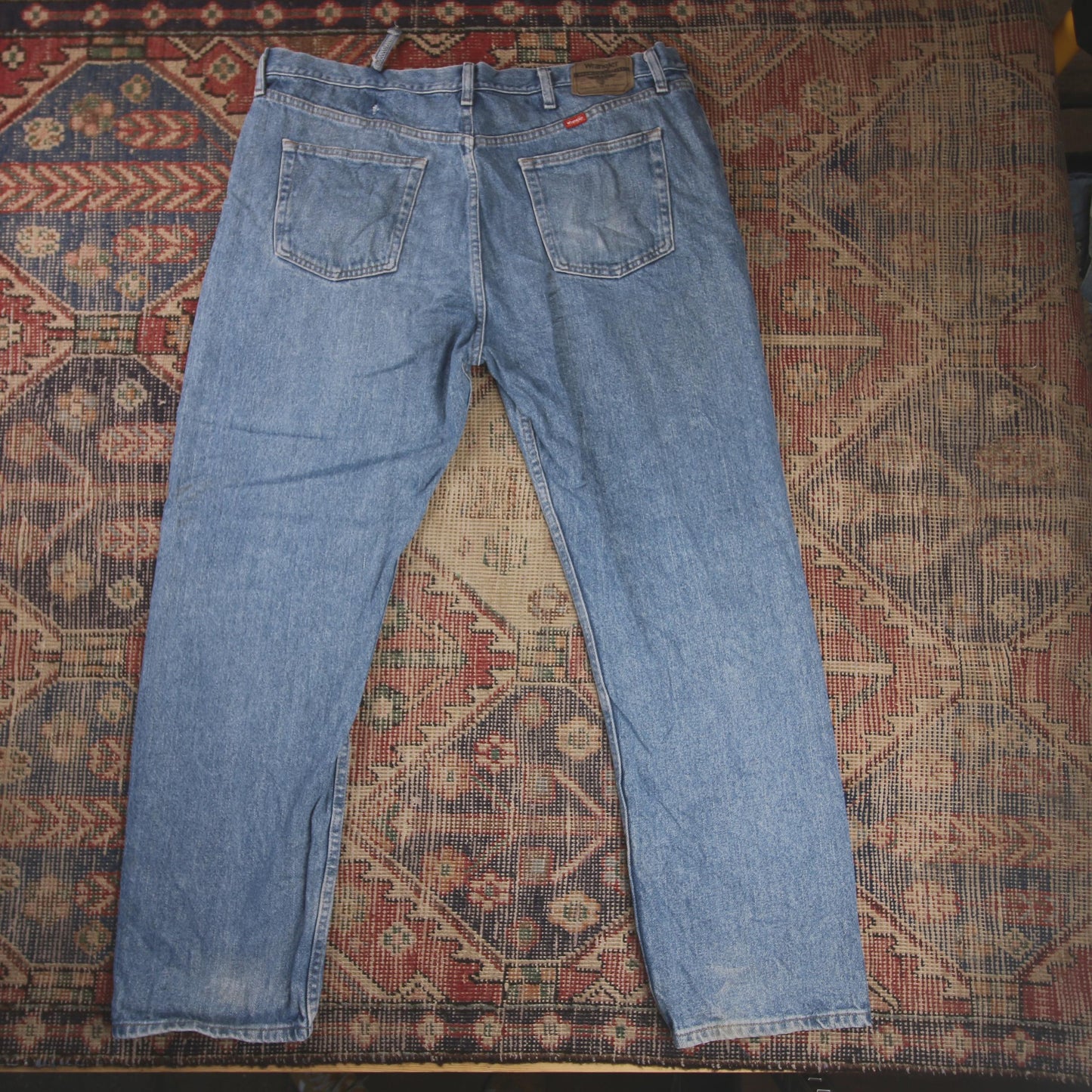 Wrangler W40 L30 Straight Leg Relaxed Fit Blue Denim Jeans