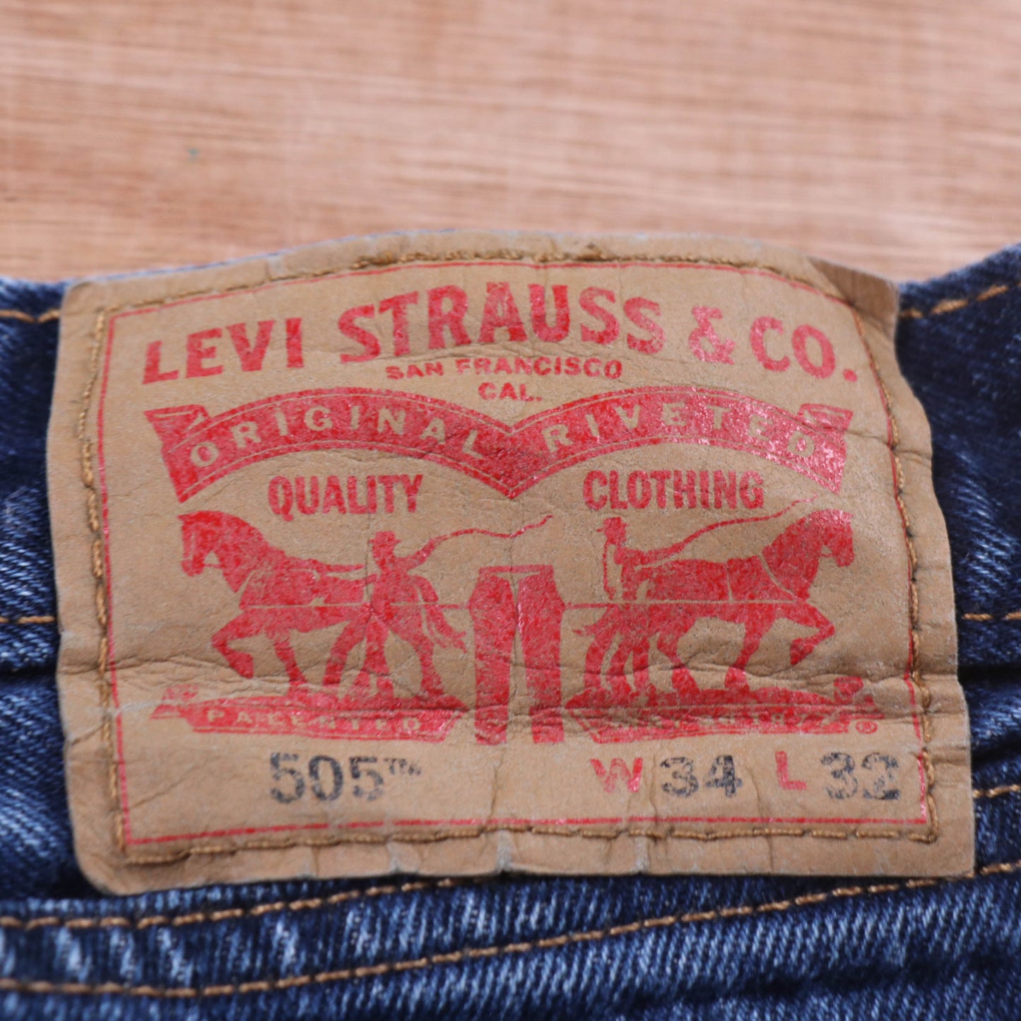 Levi's 505 Red Tab W34 L30 Straight Leg Regular Fit Classic Ripped Style Blue De