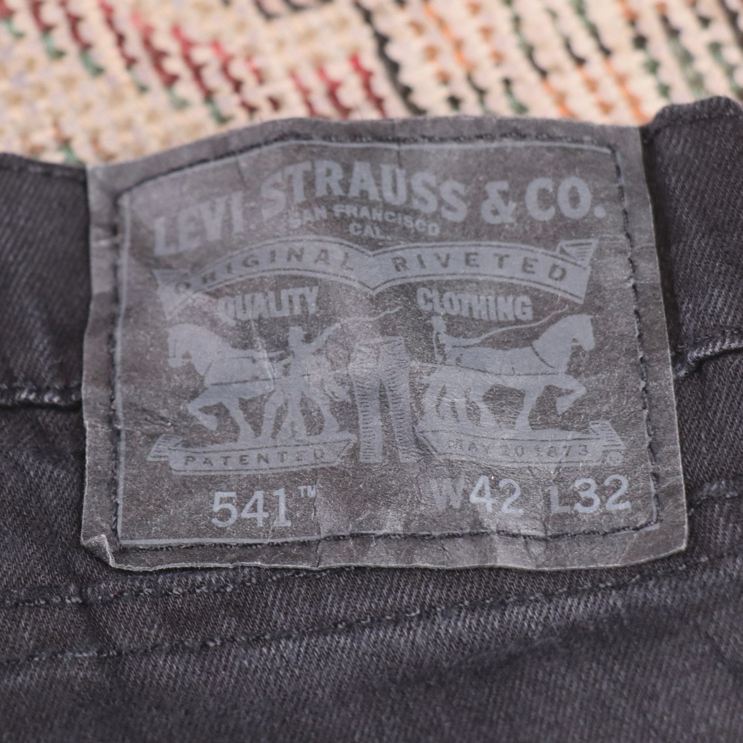 Levi's 541 W40 L30 Tapered Leg Black Denim Jeans