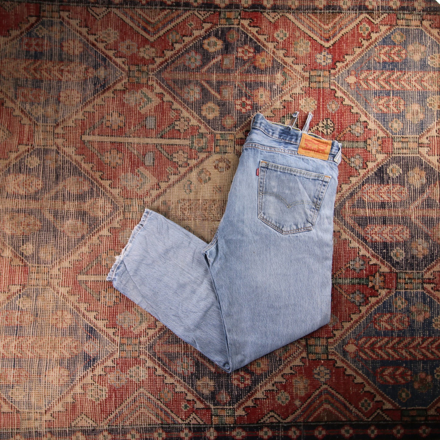 Levi's 505 Orange Tab W42 L30 Straight Leg Regular Fit Classic Ripped Style Blue