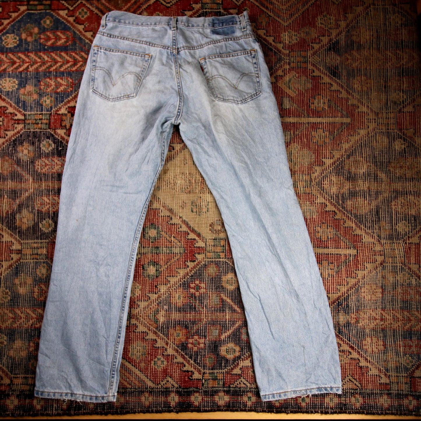 Levi's W34 L30 Straight Leg Relaxed Fit Classic Ripped Style Blue Denim Jeans