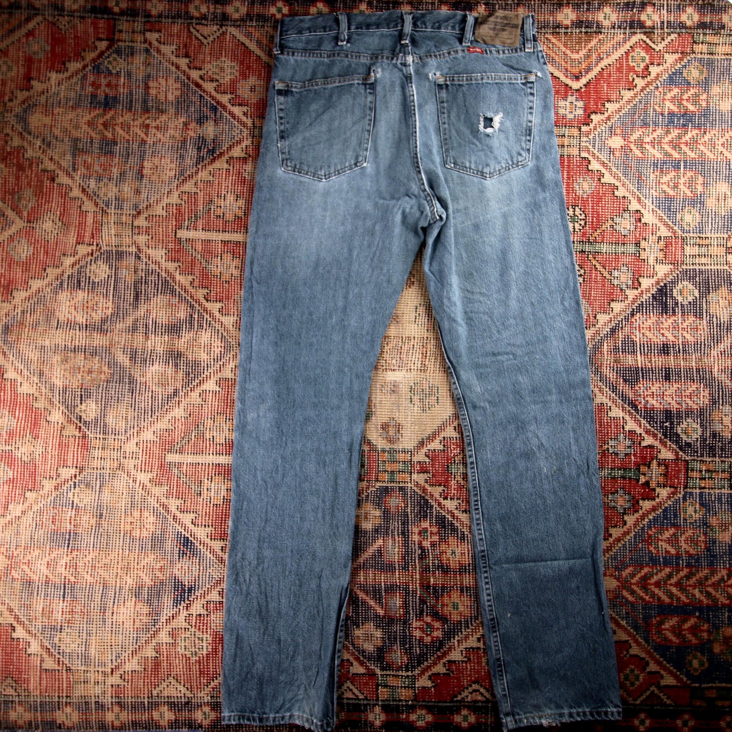 Wrangler W34 L34 Straight Leg Classic Ripped Style Blue Denim Jeans