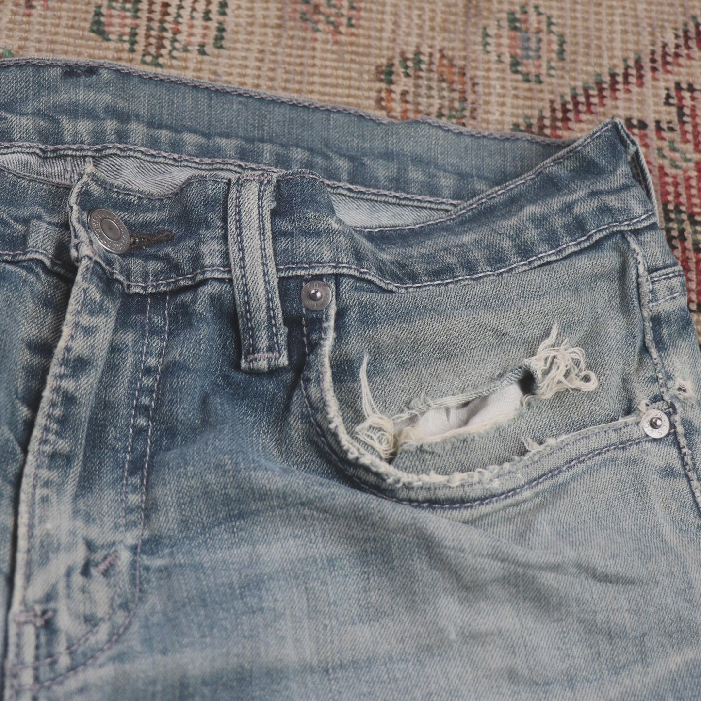 Levi's 511 W32 L30 Slim Fit Classic Ripped Style Blue Denim Jeans
