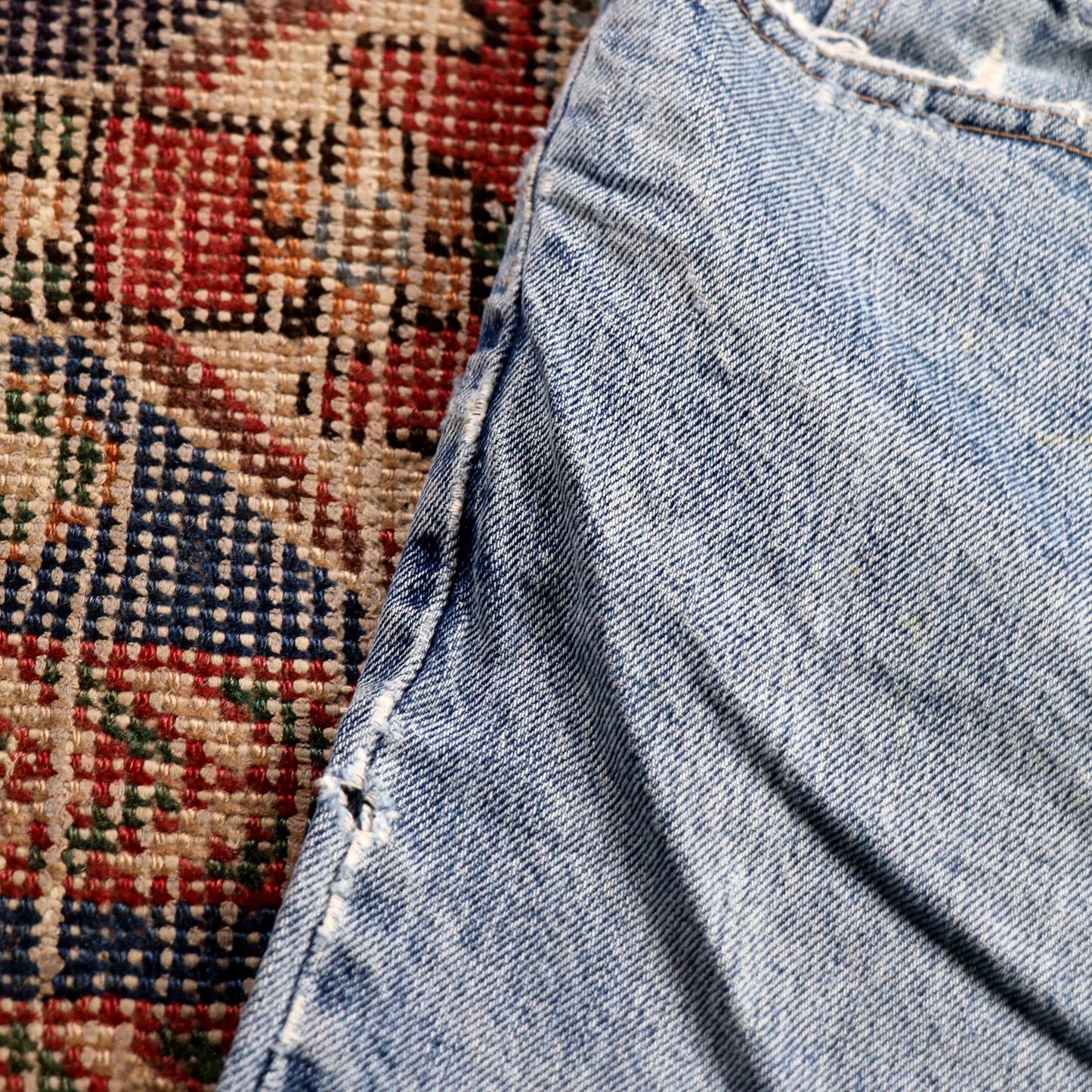 Lee W36 L29 Straight Leg Loose Fit Classic Ripped Style Blue Denim Jeans