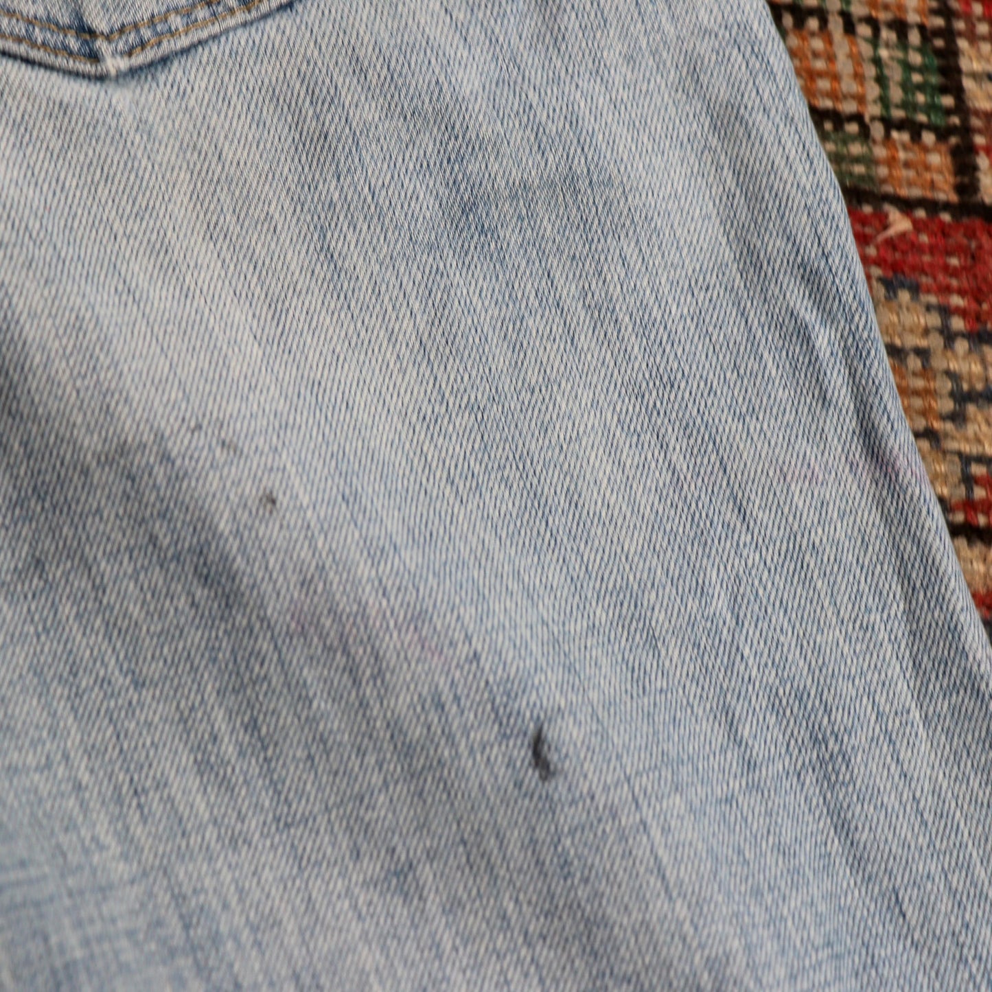 Levi's 504 W32 L31 Straight Leg Regular Fit Classic Ripped Style Blue Denim Jean