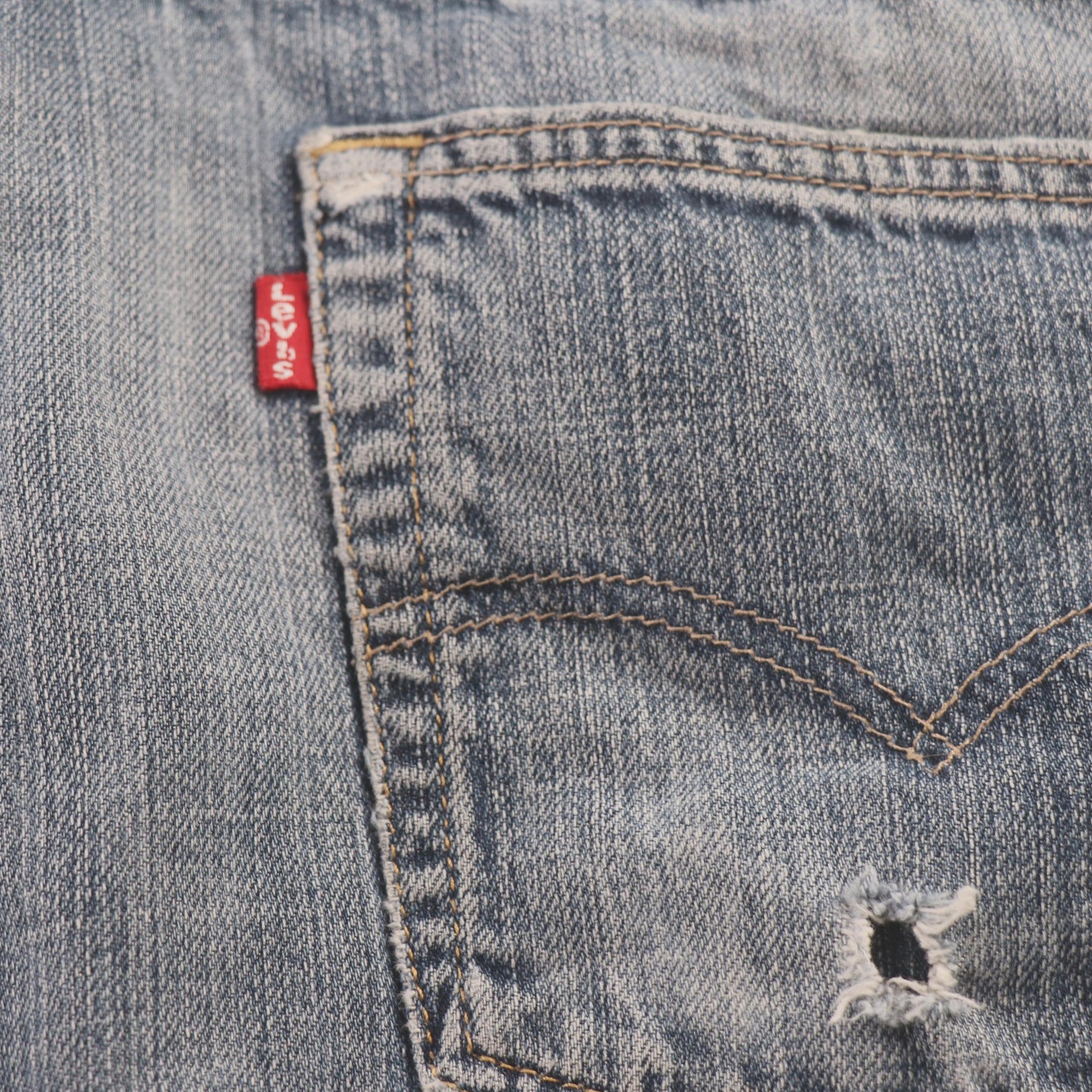 Levi's 514 Red Tab W32 L30 Straight Leg Classic Ripped Style Blue Denim Jeans