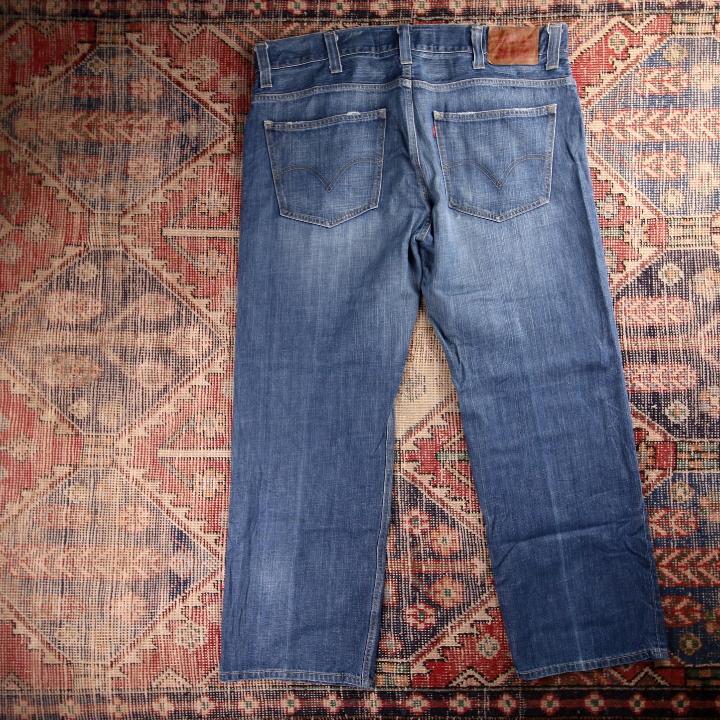 Levi's 549 Red Tab W40 L30 Loose Classic Ripped Style Blue Denim Jeans