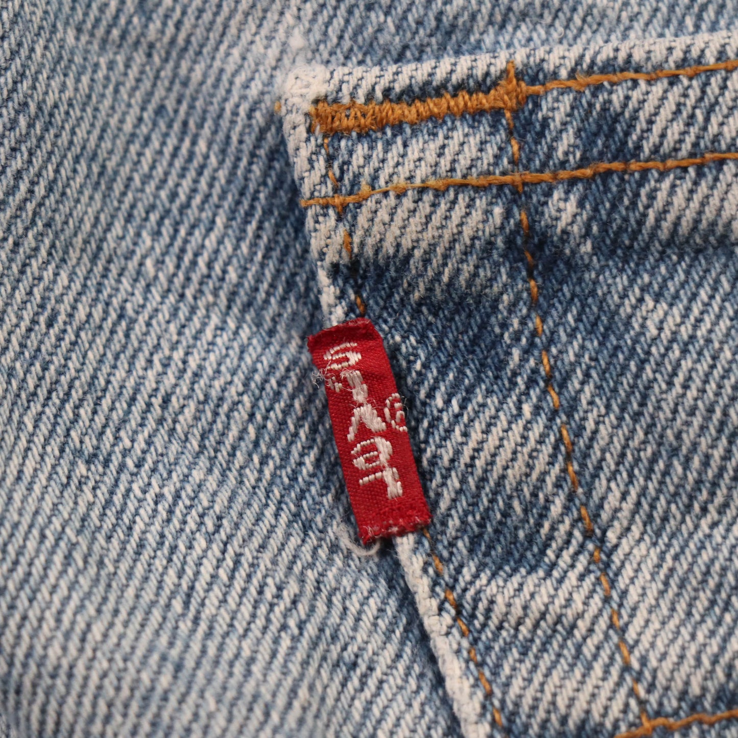 Levi's 550 Red Tab W28 L34 Tapered Leg Relaxed Fit Blue Denim Jeans