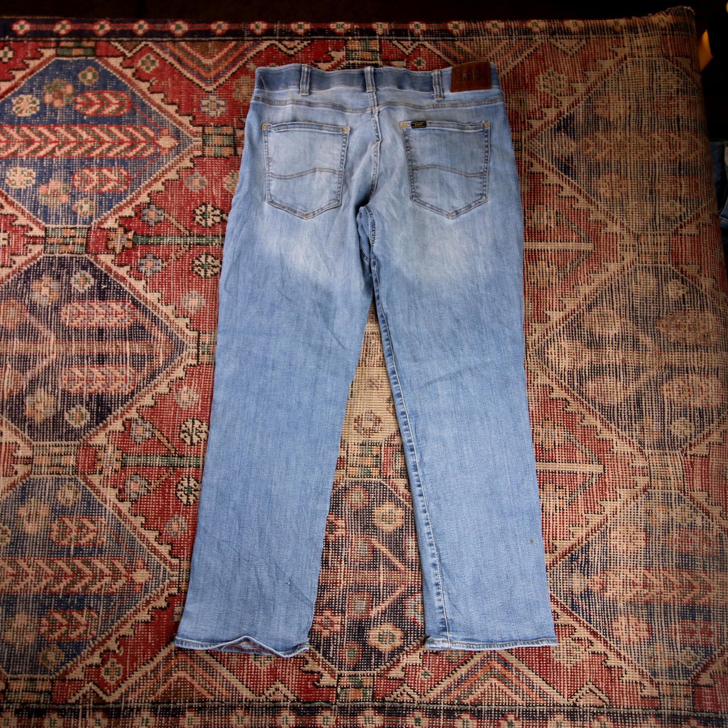 Lee W34 L28 Straight Leg Relaxed Fit Classic Ripped Style Blue Denim Jeans