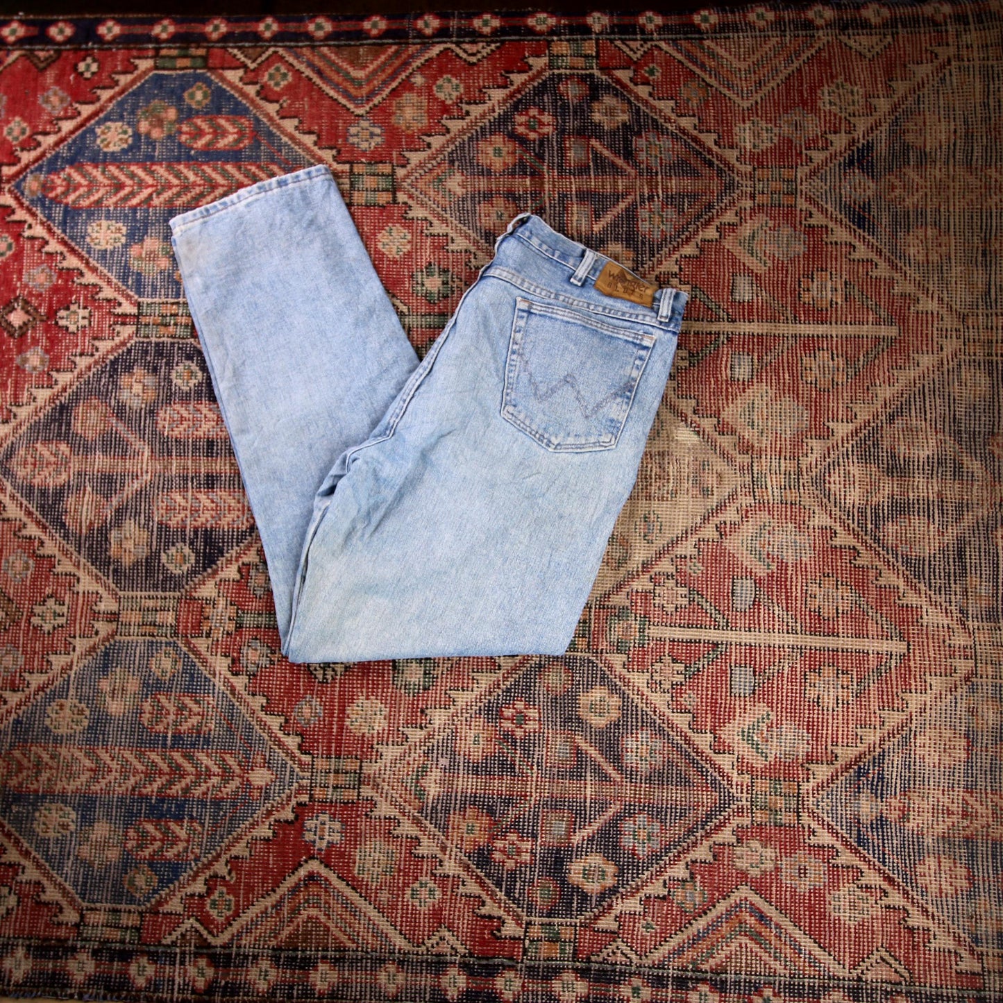 Wrangler W38 L33 Straight Leg Relaxed Fit Blue Denim Jeans