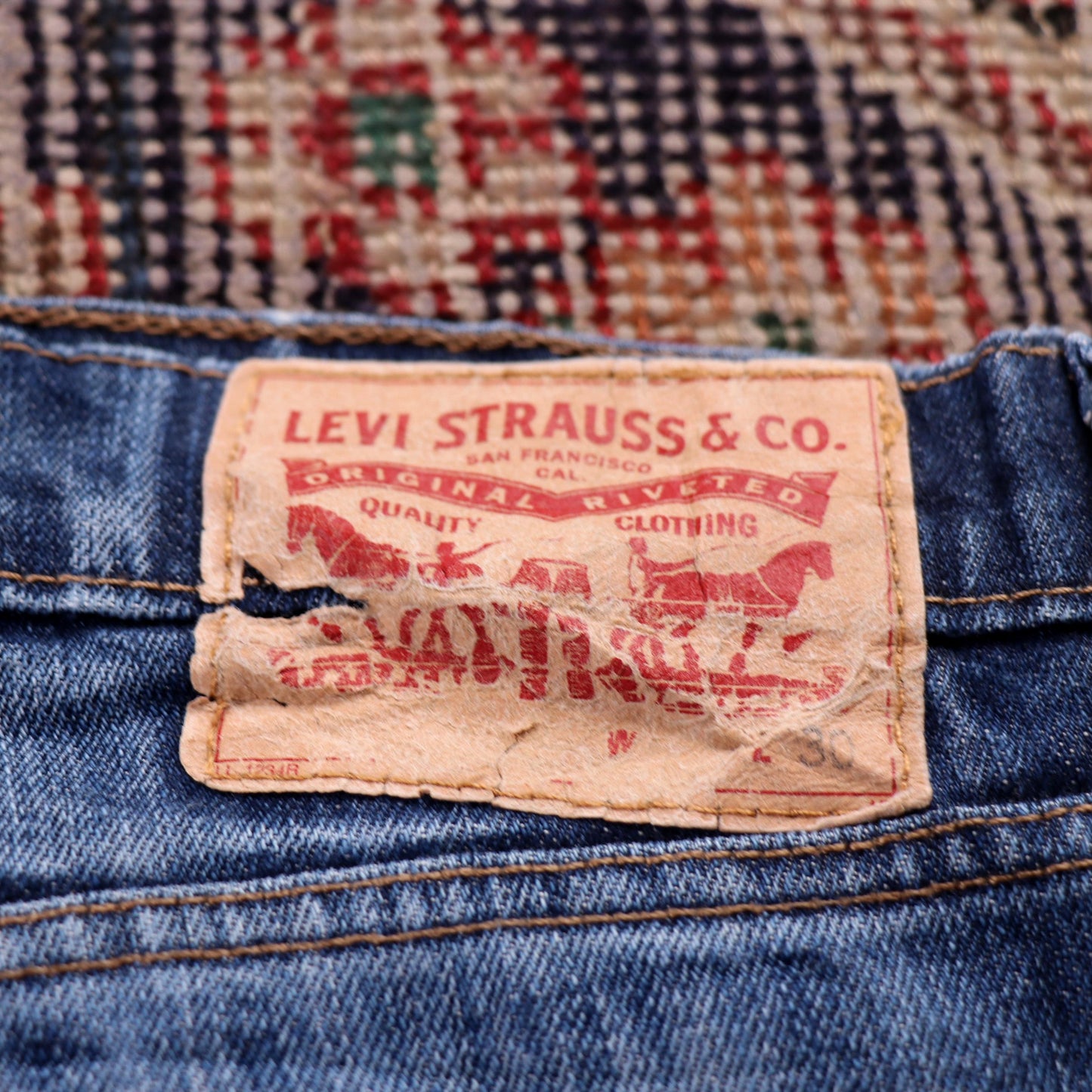 Levi's W34 L29 Straight Leg Classic Ripped Style Blue Denim Jeans