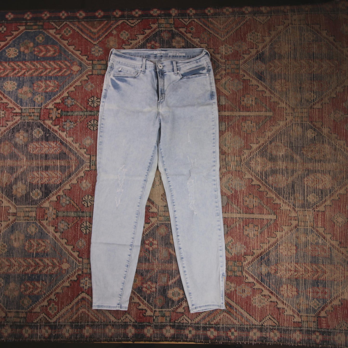 Levi's Denzin W30 L26 Jeggings Distressed Style Blue Denim Jeans