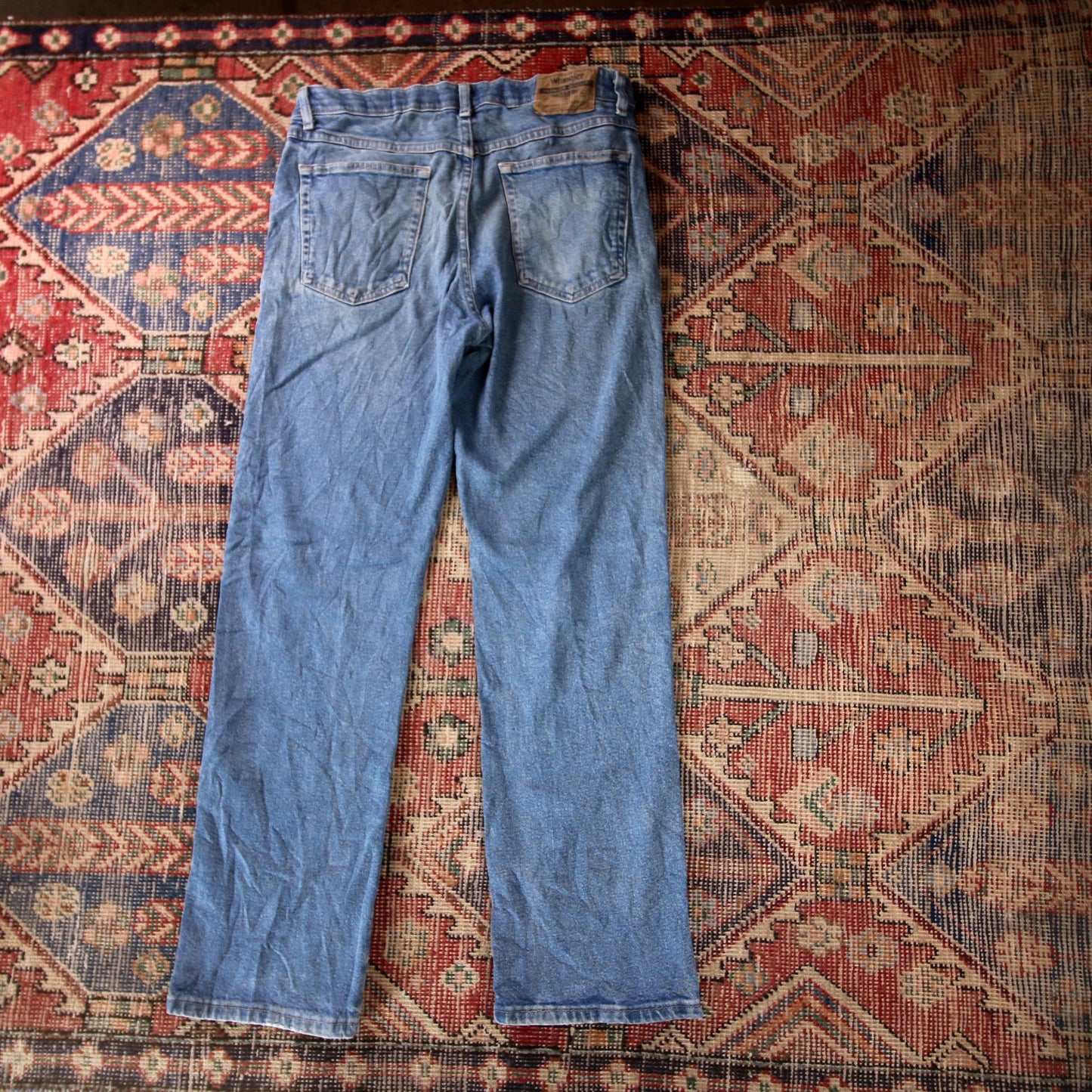Wrangler W32 L30 Straight Leg Relaxed Fit Blue Denim Jeans