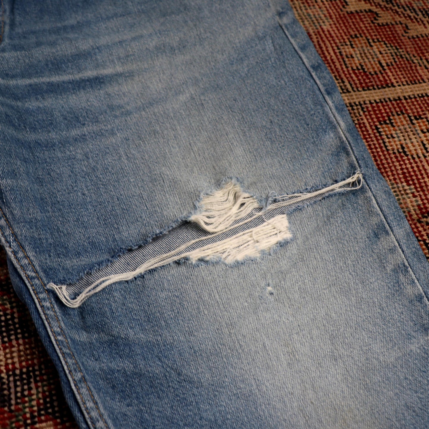 Lee W42 L32 Straight Leg Relaxed Fit Classic Ripped Style Blue Denim Jeans