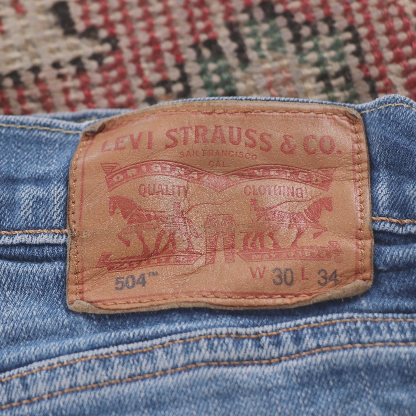 Levi's 504 Red Tab W30 L32 Straight Leg Regular Fit Blue Denim Jeans