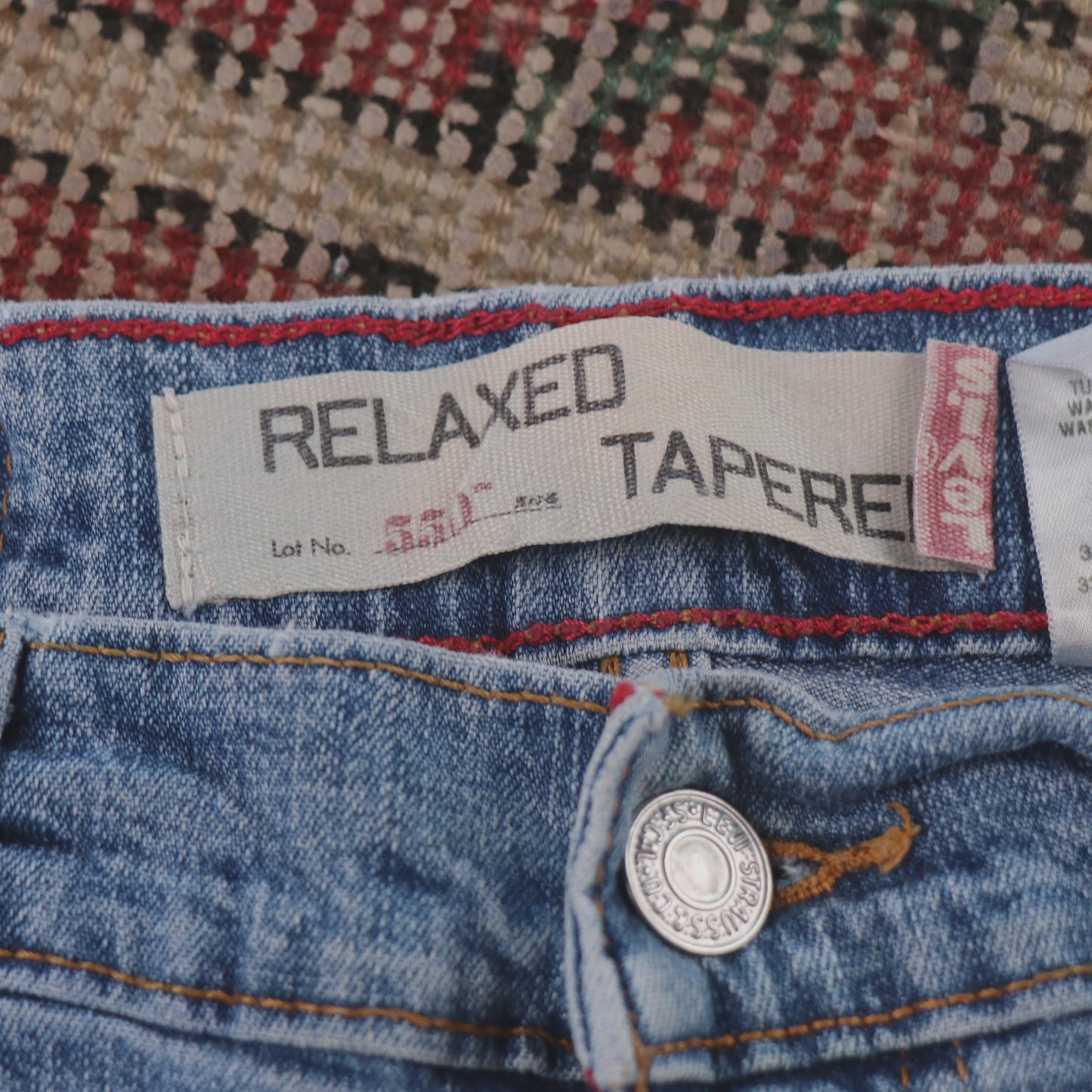 Levi's Red Tab W26 L27 Relaxed Tapered Leg Blue Denim Jeans