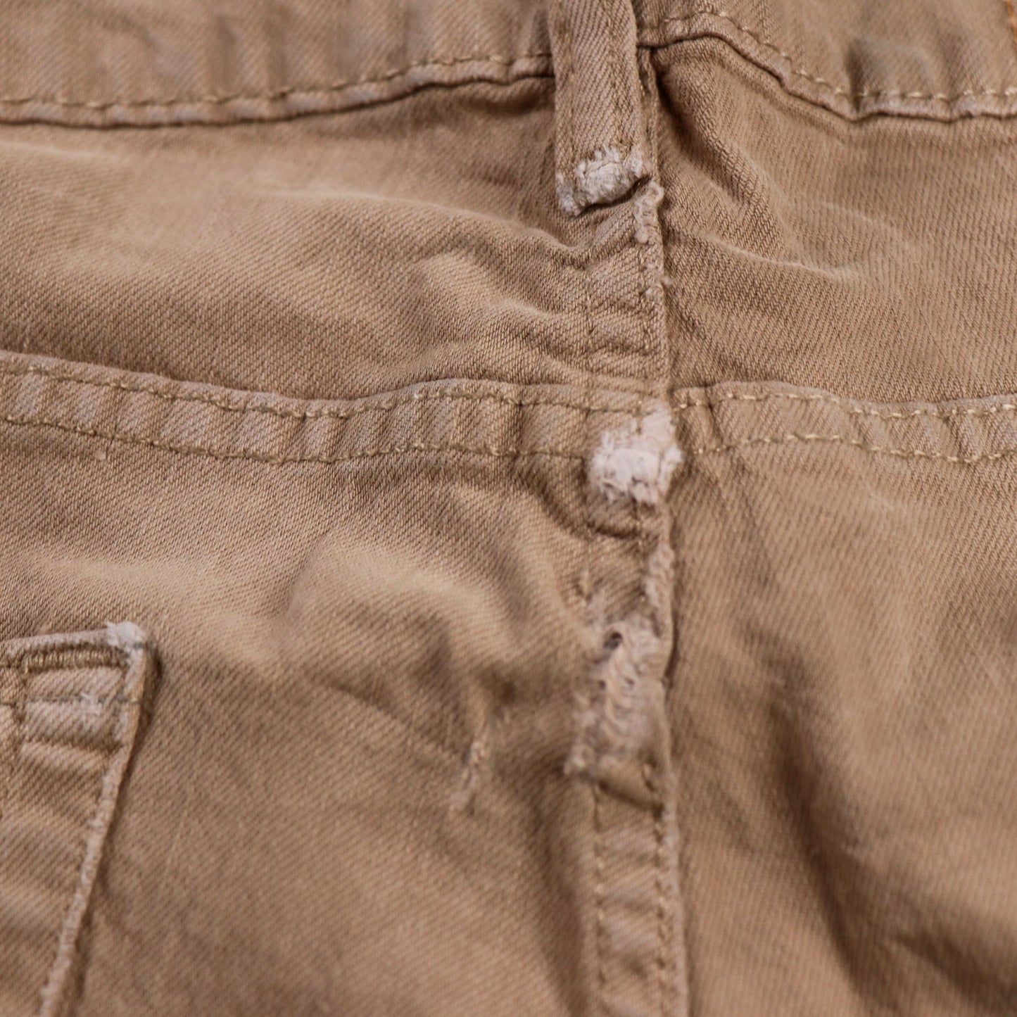 Levi's W28 L30 Straight Leg Classic Ripped Style Beige Denim Jeans