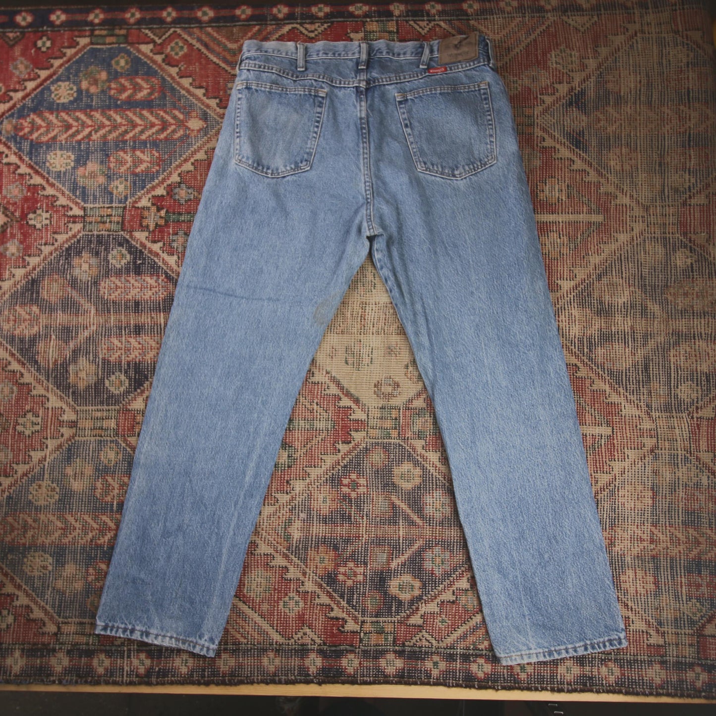 Wrangler W38 L30 Straight Leg Relaxed Fit Blue Denim Jeans