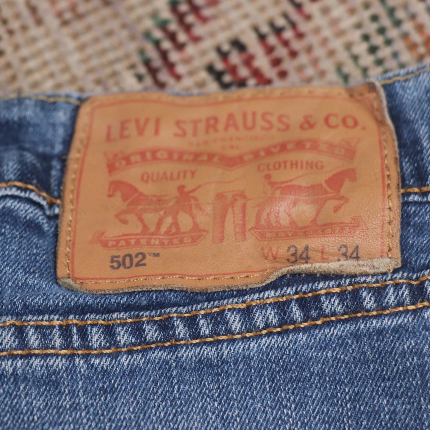 Levi's 502 W34 L30 Tapered Leg Regular Fit Classic Ripped Style Blue Denim Jeans