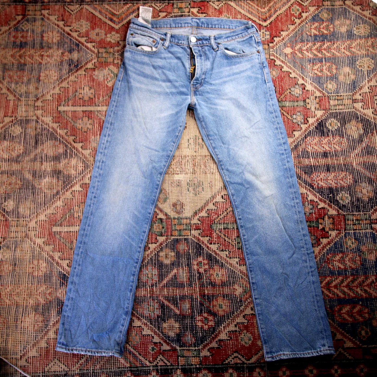 Levi's W32 L30 Straight Leg Blue Denim Jeans