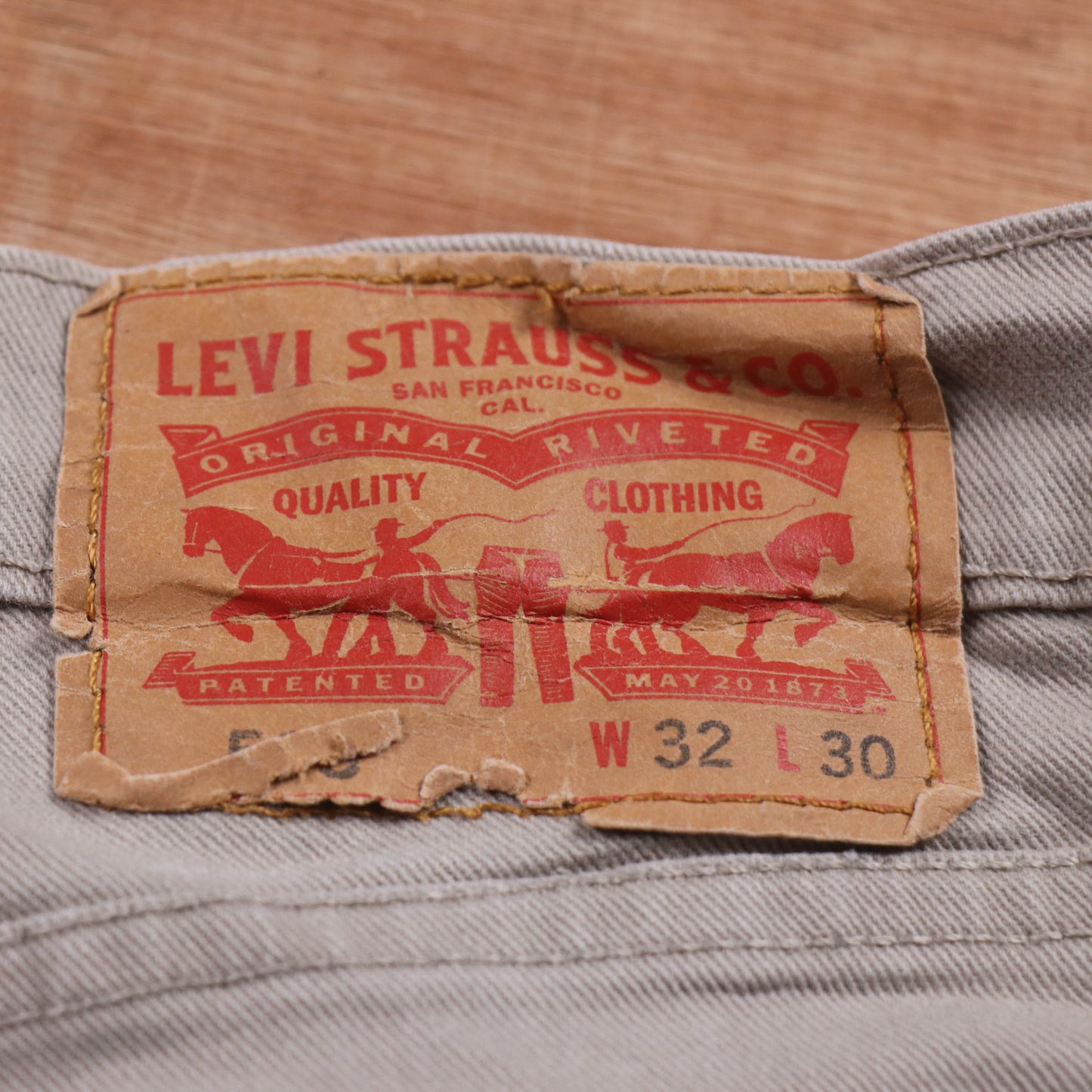 Levi's 501 Red Tab W32 L29 Original Fit Beige Denim Jeans