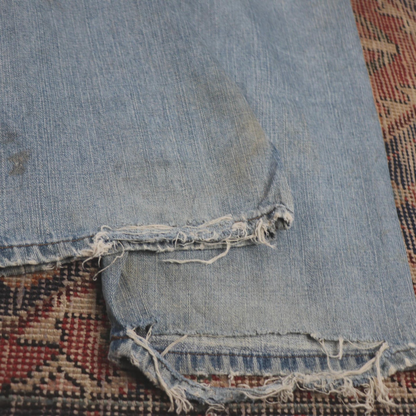 Levi's 569 W36 L30 Straight Leg Loose Fit Classic Ripped Style Blue Denim Jeans