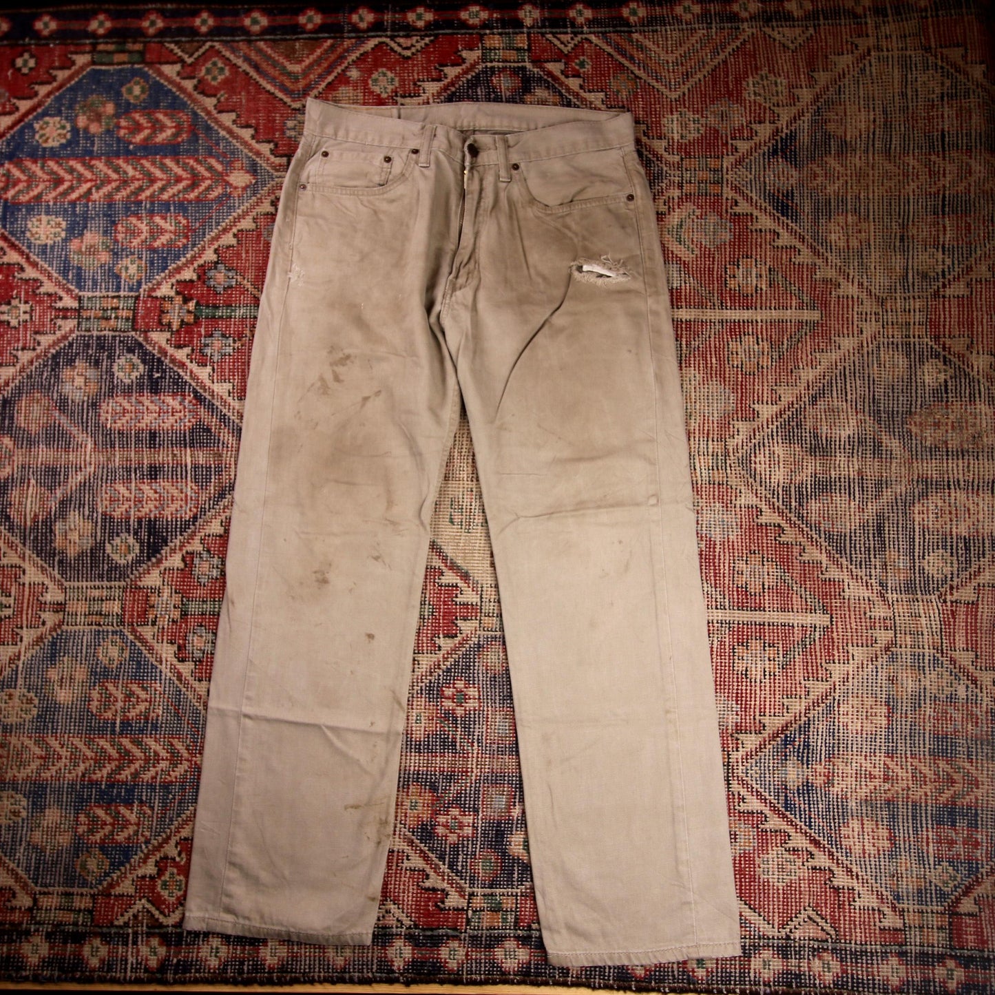 Levi's 505 W34 L29 Straight Leg Regular Fit Distressed Style Beige Denim Jeans
