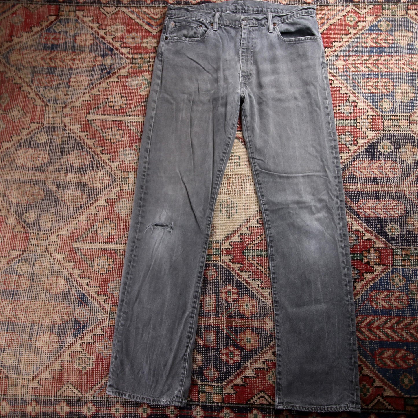 Levi's 504 W36 L32 Straight Leg Regular Fit Classic Ripped Style Grey Denim Jean