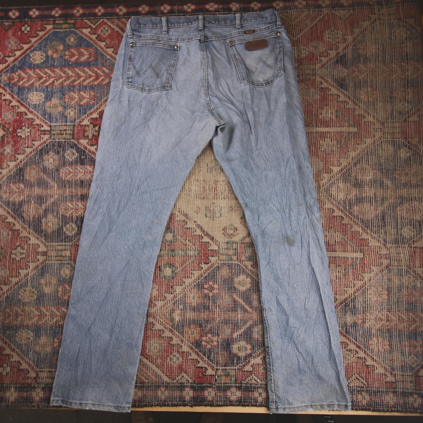 Wrangler W38 L33 Straight Leg Relaxed Fit Blue Denim Jeans