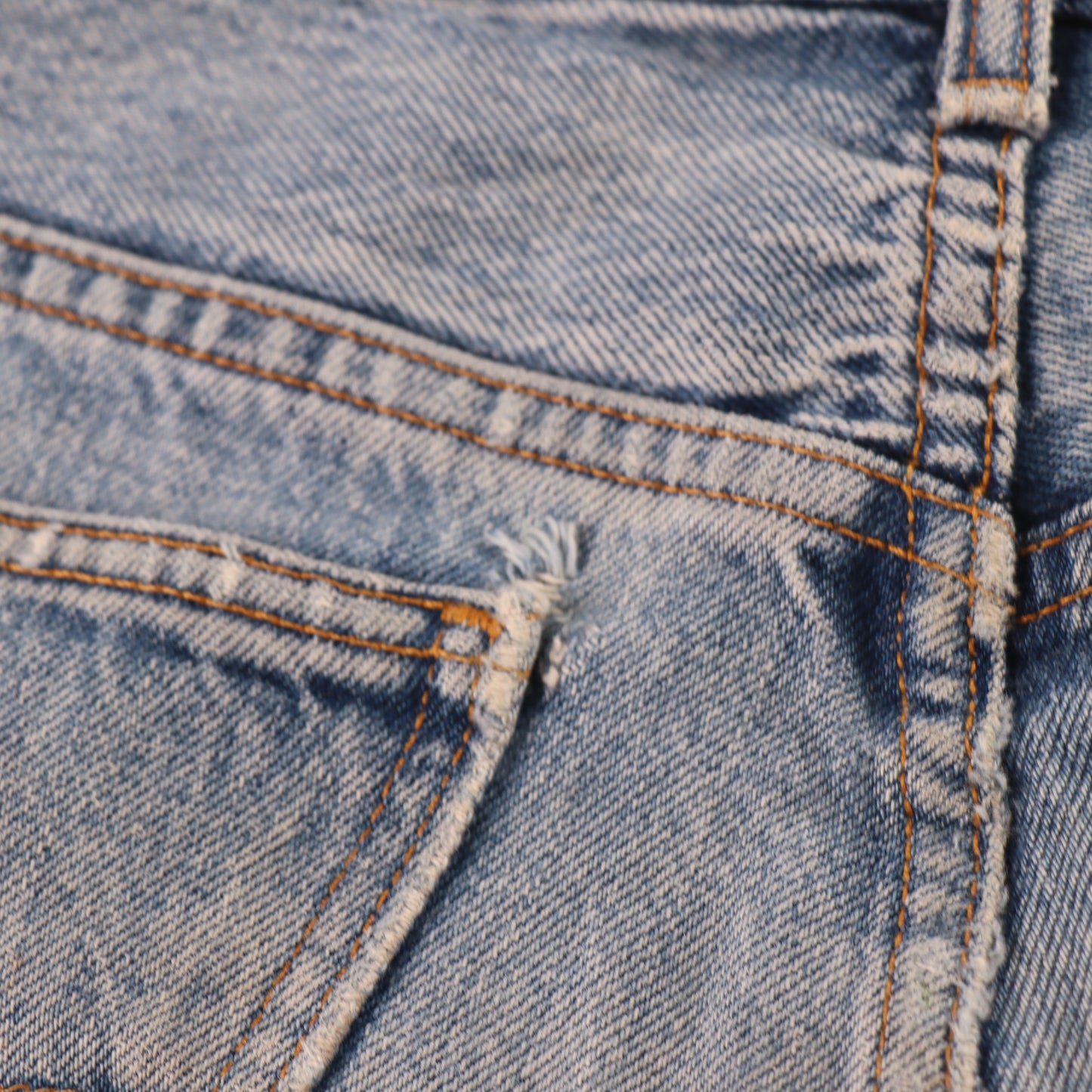 Levi's 501 Red Tab W36 L31 Original Fit Classic Ripped Style Blue Denim Jeans